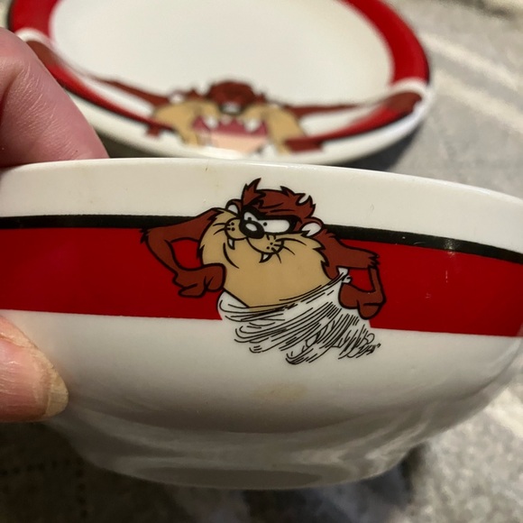 Gibson Looney Tunes Tasmanian Devil Bowl and Plate - Picture 2 of 9